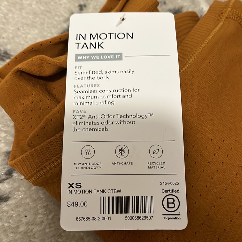 Athleta In Motion Tank - Picture 2 of 2